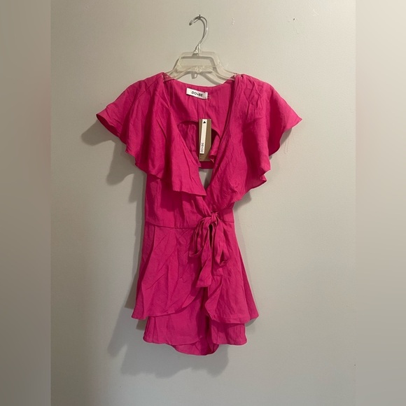 Do+Be Dark Pink Wrap Style Romper Summer Cocktail | Medium | NWT - Picture 3 of 6
